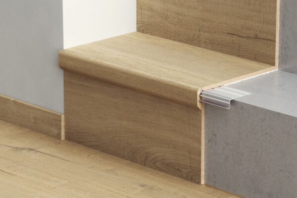 Alu Alátét Quick Step Laminált Lépcsőrendszerhez - Image 2