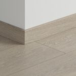 CLM1405 Antikolt Világosszürke Tölgy Standard Szegélyléc