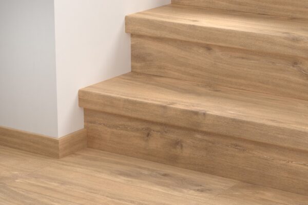 CLM1487 Természetes Midnight Tölgy Bullnose Lépcsőborítás