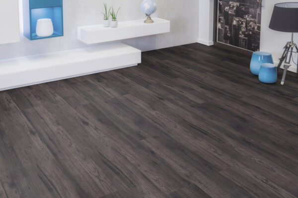 34054 MF Hickory Varena - Image 2