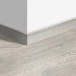 CL1653 Visszanyert Patinás Fehér Tölgy Standard Szegélyléc