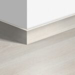 EL3573 Világosszürke Elegáns Tölgy Parketta Szegélyléc