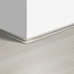 EL3573 Világosszürke Elegáns Tölgy Scotia Szegélyléc