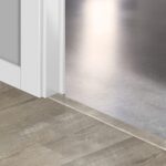 AVMPU40074 Reggeli Köd Fenyő Incizo 5in1 Burkolatváltó Profil és Lépcső Orrelem