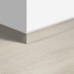 AVMPU40079 Világos Tengeri Fuvallat Tölgy Standard Szegélyléc