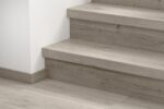 AVMPU40237 Füvészkerti Szürke Bullnose Lépcsőborítás