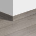 AVMPU40237 Füvészkerti Szürke Standard Szegélyléc