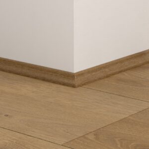 AVMPU40317 Elegáns Füstös Tölgy Scotia Szegélyléc