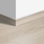 MJ3554 Világosbézs Kalifornia Tölgy Standard Szegélyléc