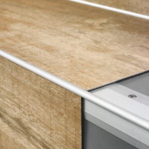 Alu Alátét Quick Step Ragasztós Vinyl Lépcsőrendszerhez (Külső Profil)