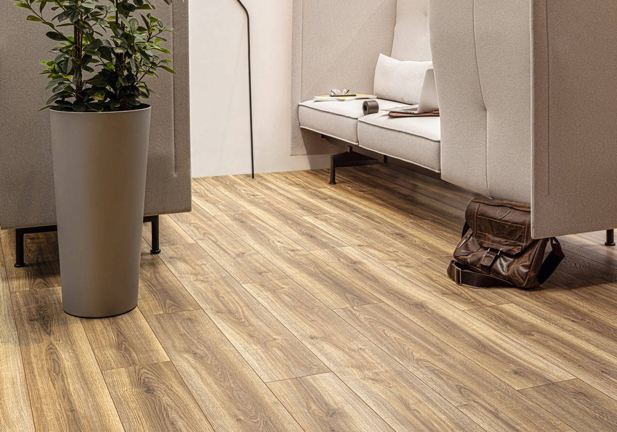 K2242 Tölgy Cordoba Noble Laminált Padló