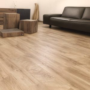 K4381 Tölgy Fresco Lodge Laminált Padló