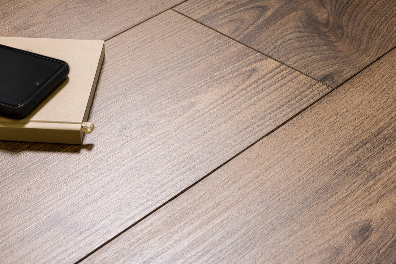 K2596 Dió Lago Laminált Padló - Image 3