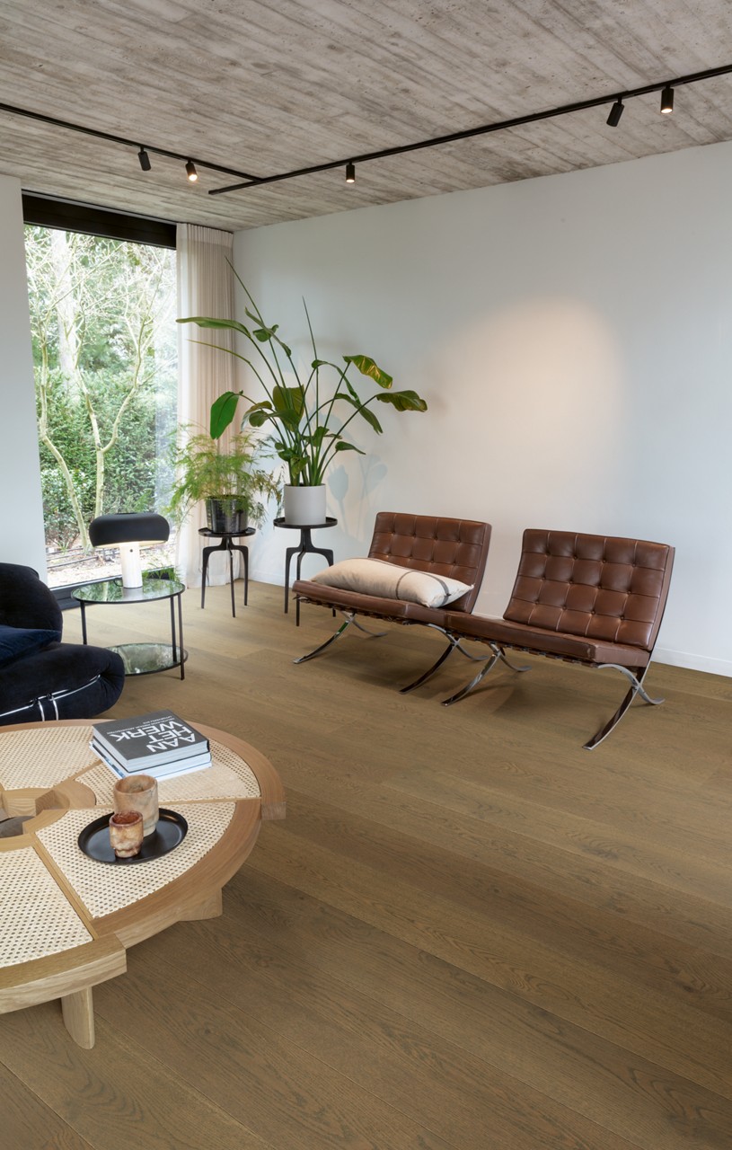 CASC5676 Vintage Barna Extra Matt Tölgy Szalagparketta